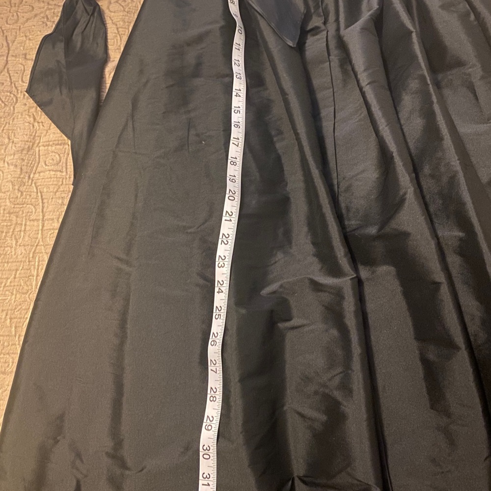Adrianna Papell 16 Ivory and Black Two-Tone Maxi Dress - Picture 11 of 13